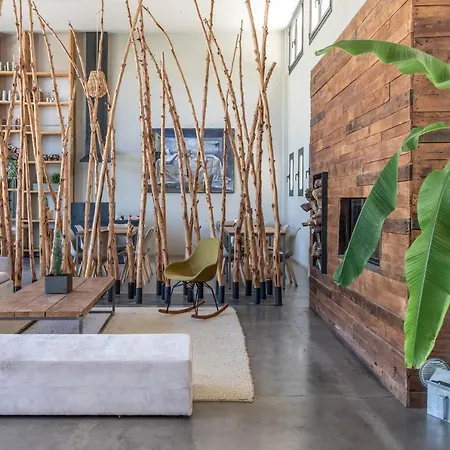 Oniropetra Boutique 3*