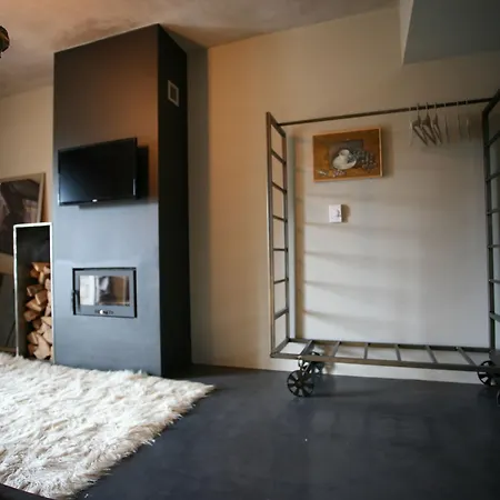 Oniropetra Boutique 3* קרפניסיון