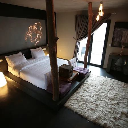 Oniropetra Boutique فندق 3*