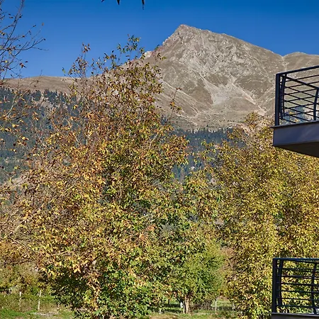 فندق Oniropetra Boutique 3*