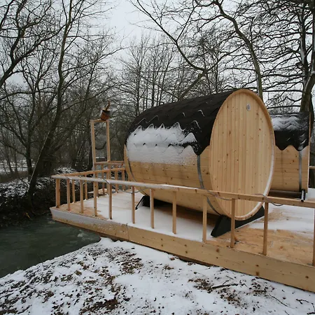 Отель Oniropetra Boutique 3*