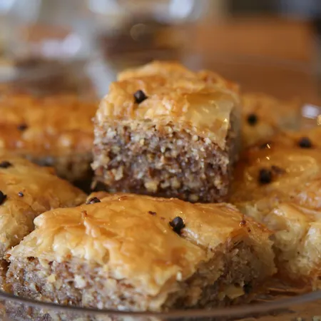 Отель Oniropetra Boutique