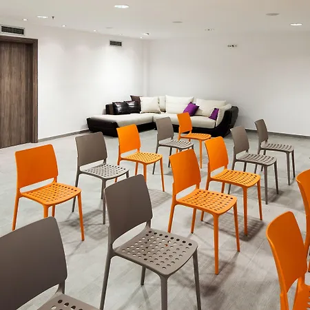 Oniropetra Boutique Otel Karpenísion