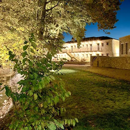 Otel Oniropetra Boutique Karpenísion