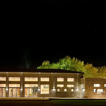 Oniropetra Boutique فندق