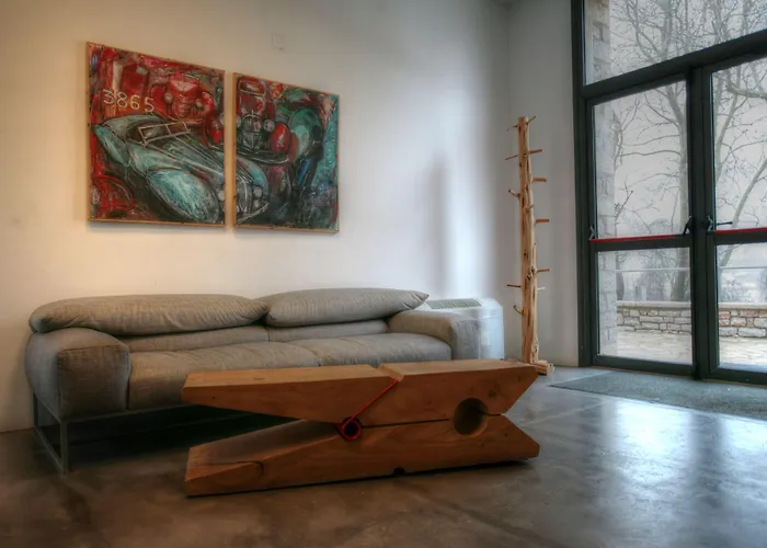 Oniropetra Boutique Karpeníszi